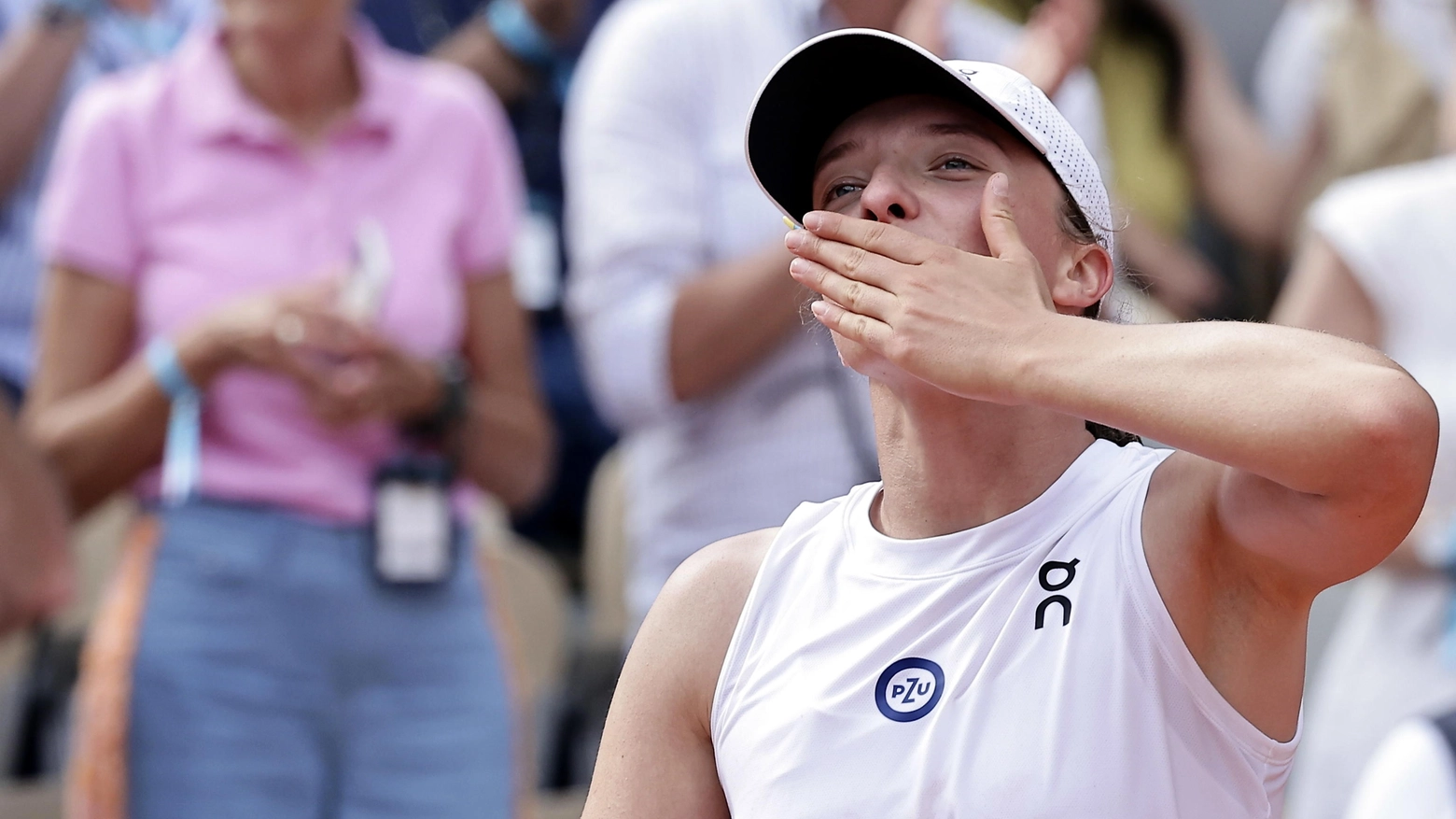 Iga Swiatek vince il Roland Garros: in finale battuta Karolina Muchova
