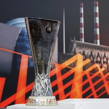 Sorteggi Europa League, l'urna sorride al Milan: agli ottavi arriva lo Slavia Praga