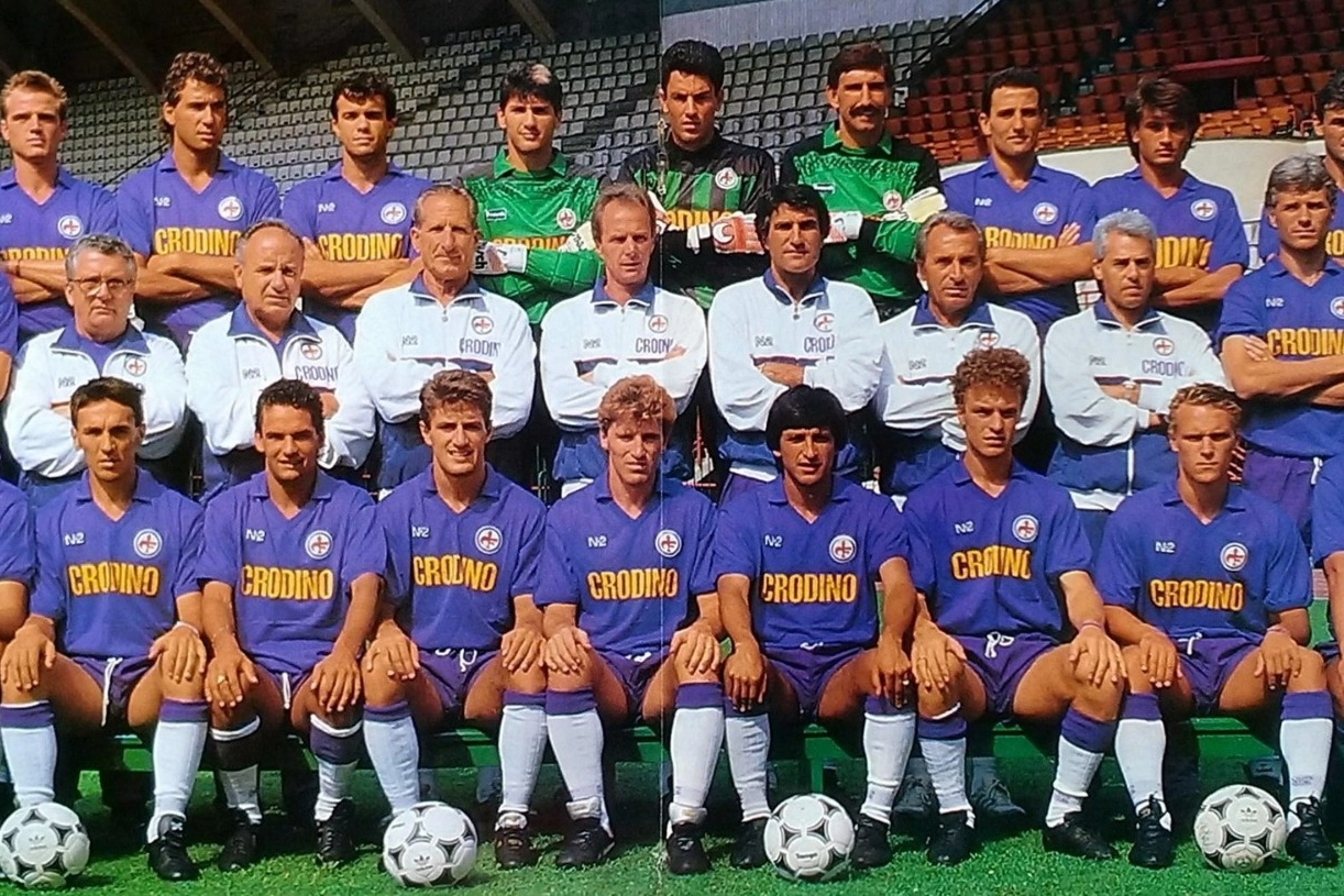 La Fiorentina 1987-88. Al centro Sven Goran Eriksson