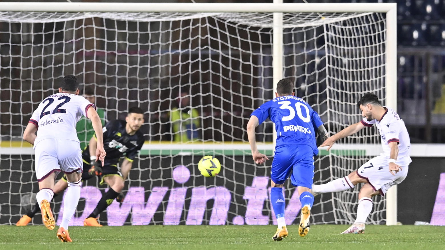 Empoli - Bologna 3-1, il gol di Orsolini
