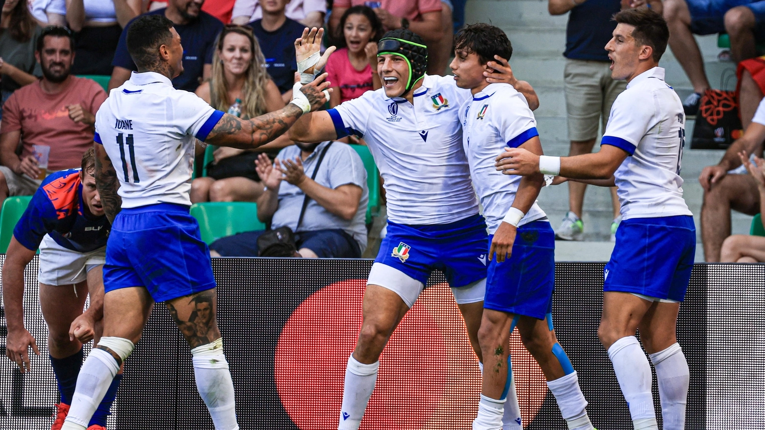 L'esultanza dell'Italia ai Mondiali di rugby (Ansa)