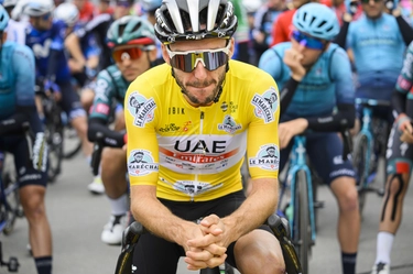 Tour de France 2023, tappa 1. Show dei gemelli Yates: Adam batte Simon. L'ordine d'arrivo