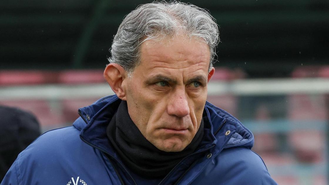 L’allenatore la scorsa stagione ha salvato il Verona proprio a spese dello Spezia. FeralpiSalò seguita solo da 11 tifosi. Zaffaroni evoca brutti ricordi