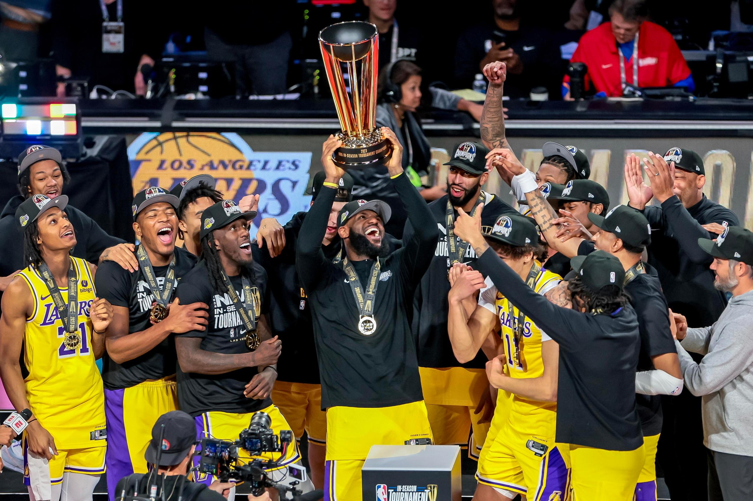 Nba Cup, I Lakers Vincono L'In-Season Tournament. LeBron James Mvp ...