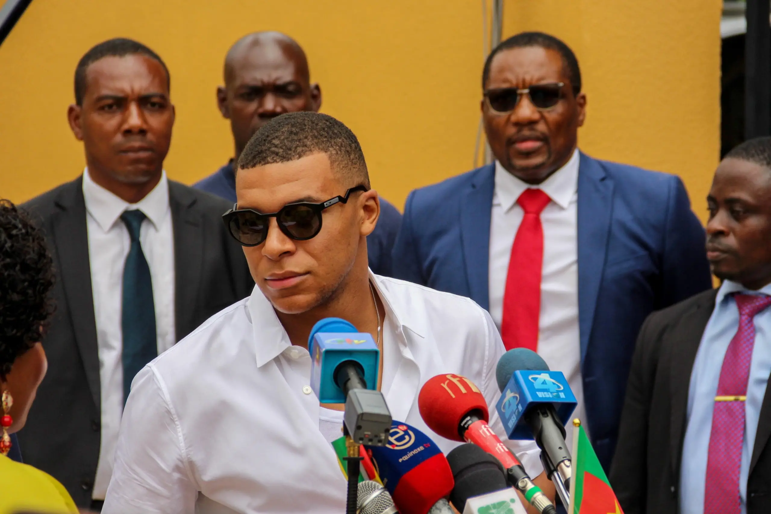 Mbappé, sempre più gelo col Psg: sei compagni lo attaccano dopo l’ultima intervista
