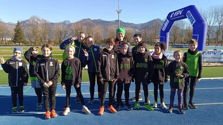 Atletica I Runnerini Doc Afaph protagonisti a Pietrasanta La squadra delle Ragazze vince il titolo provinciale