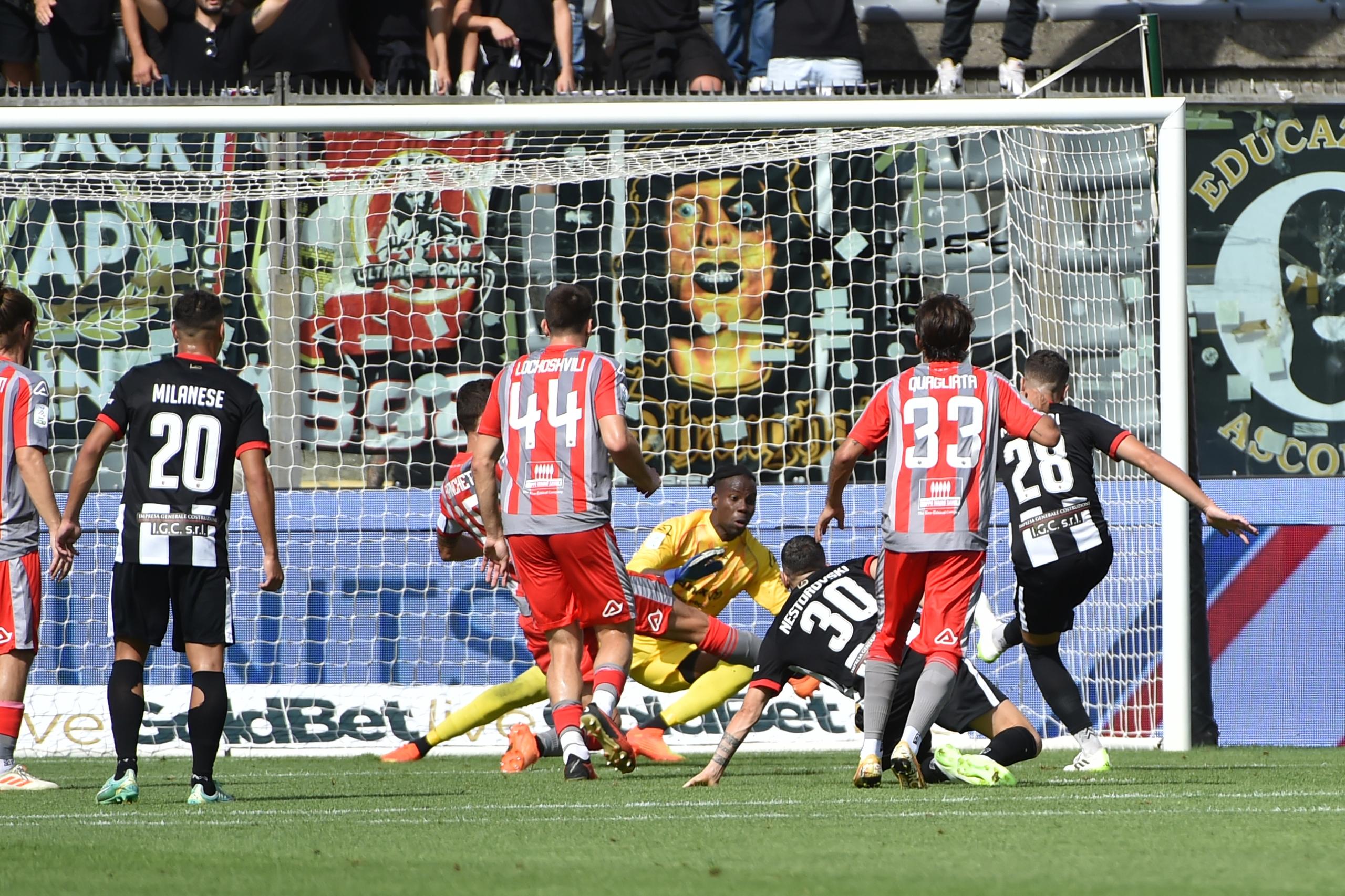 La Cremonese Di Stroppa Parte Con Un Pareggio 2 2 Con Lascoli Allo Zini Quotidiano Sportivo 