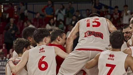 

La San Giobbe Chiusi sfida Piombino ad Arezzo: Amichevole di Basket a Palasport Mario d'Agata