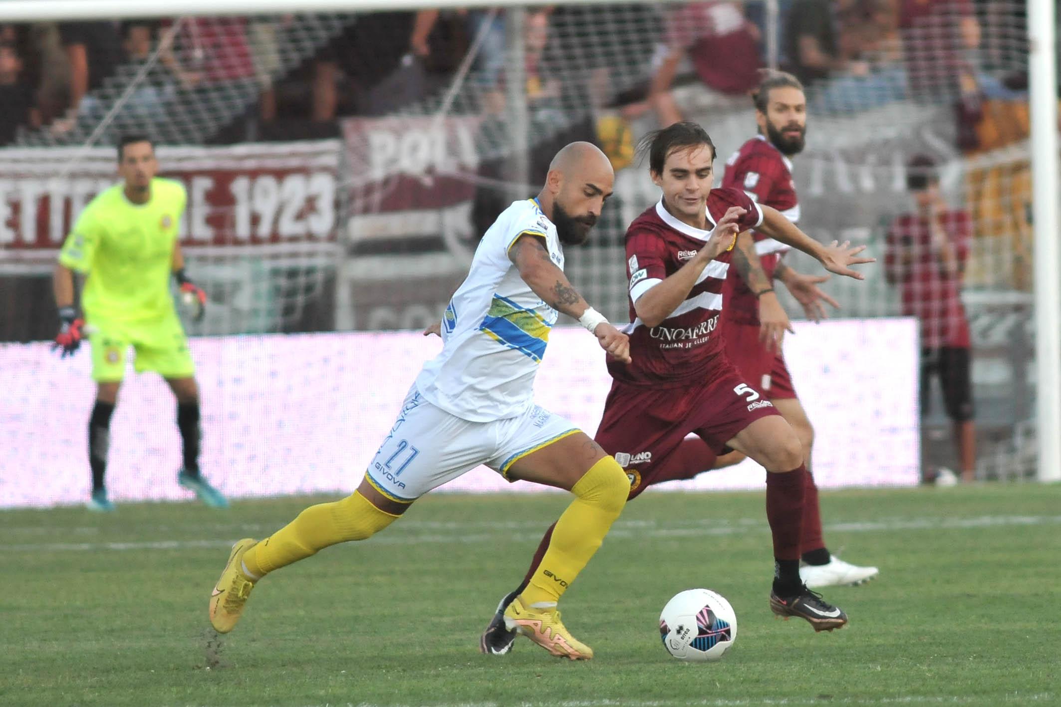 L Arezzo gioca la Carrarese segna. Il derby toscano si tinge di