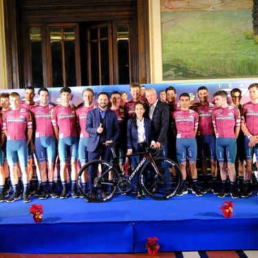 Ciclismo, anche due svizzeri per il Team Corratec Selle Italia