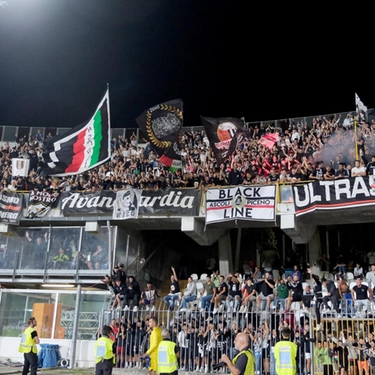 "Ascoli-Spezia, tutti al Del Duca". I tifosi spingono il popolo bianconero