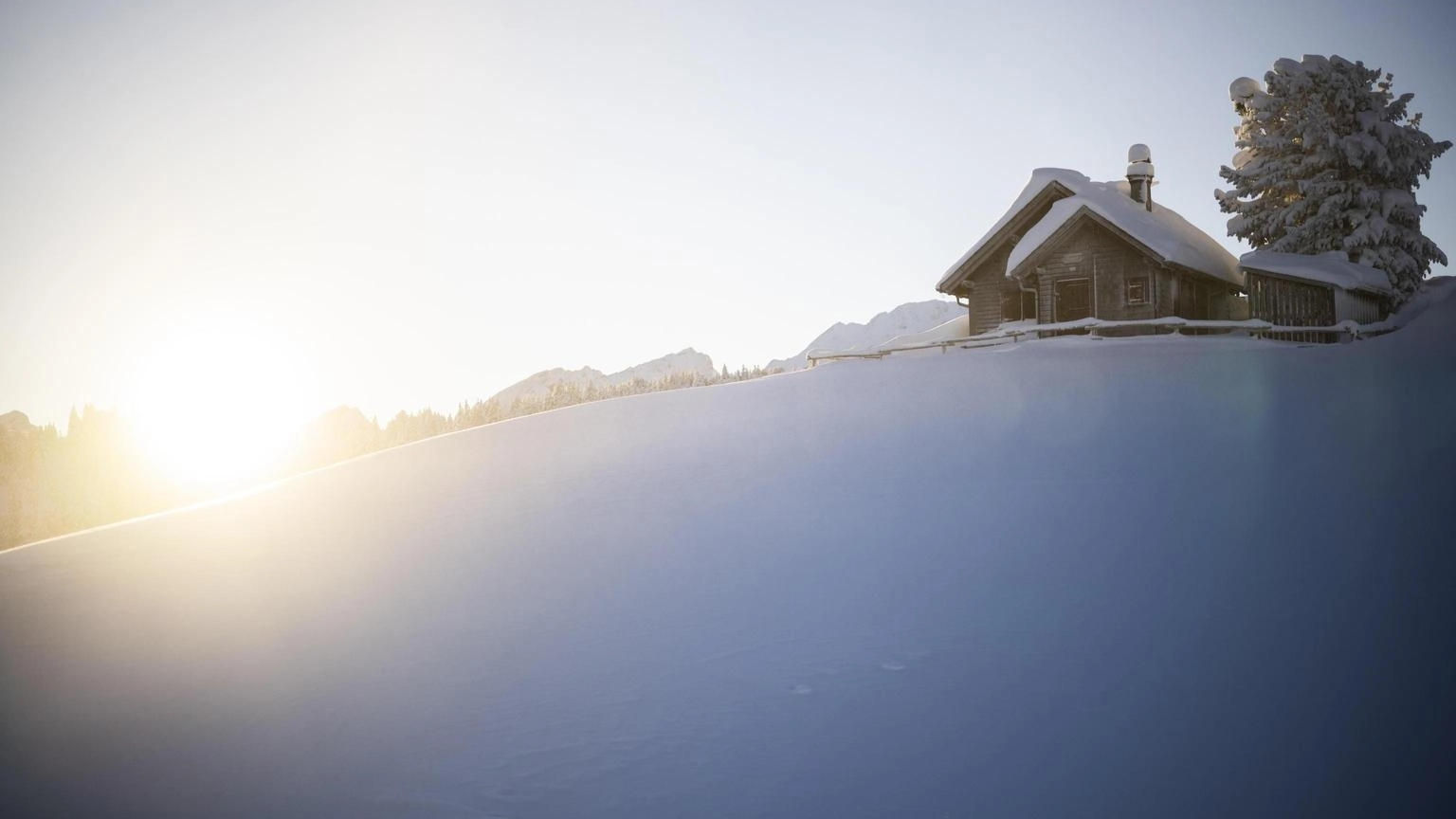 Sci: troppa neve, cancellato superG donne in Val di Fassa