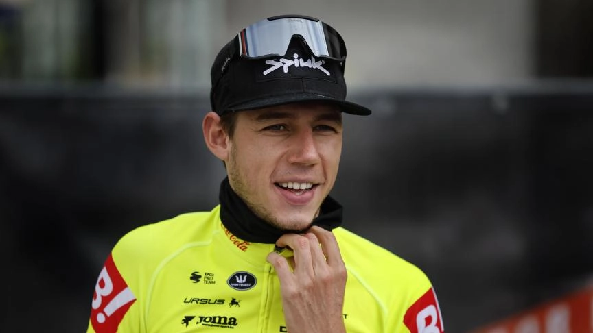 Julian Mertens, grave incidente in allenamento: il ciclista è in coma farmacologico