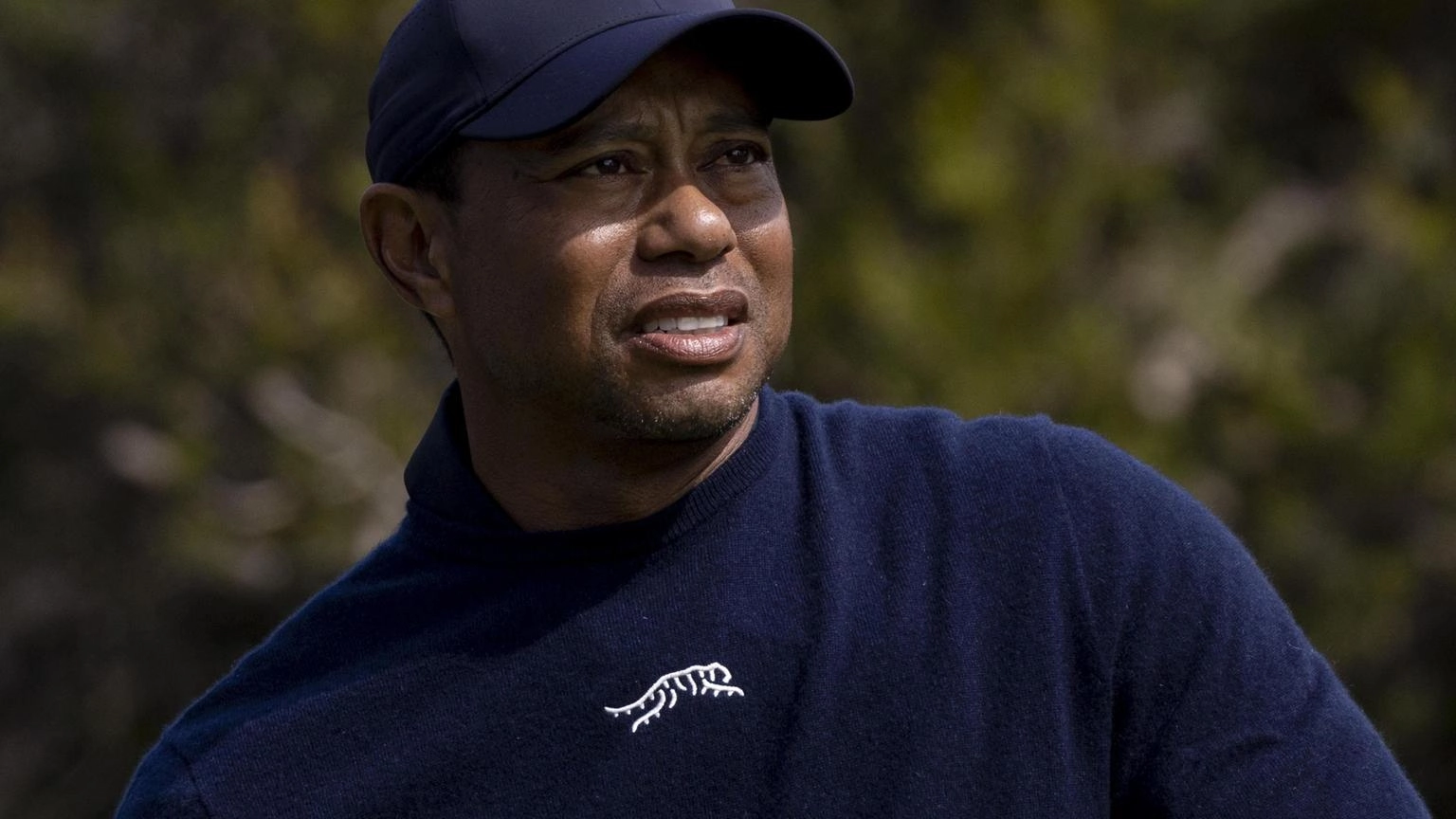 Golf: Woods colto da un malore al Genesis Invitational