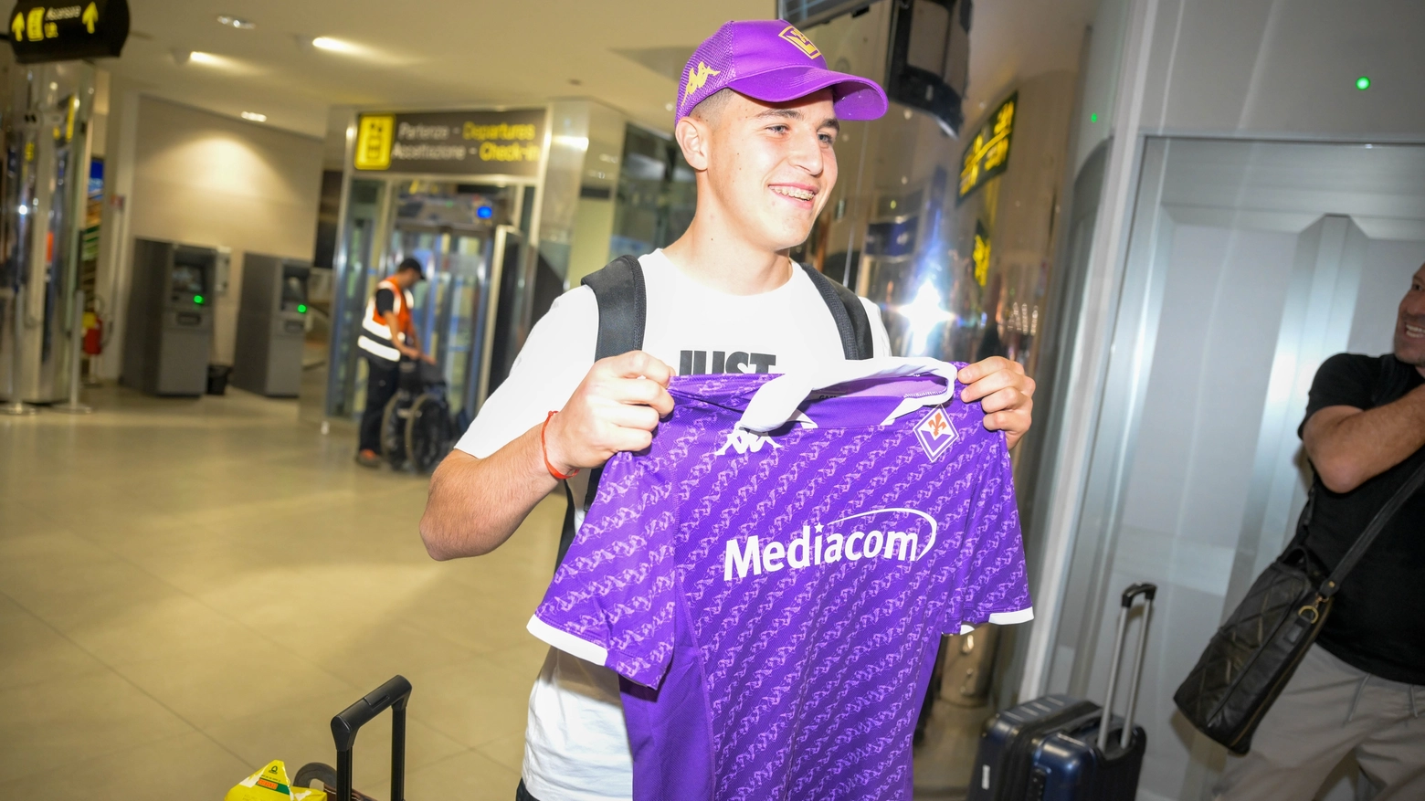 L'arrivo di Infantino all'aeroporto di Firenze (Fotocronache Germogli)