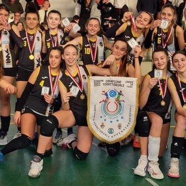 Volley femminile La Nottolini Under 16 ha conquistato il titolo interprovinciale