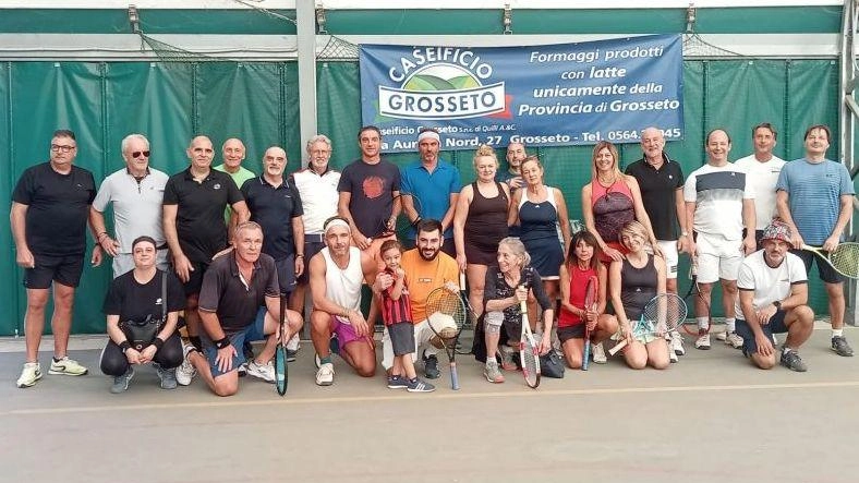 Eleonora Francia e Luca Caparro vincono il  torneo del Circolo tennis di via Austria