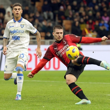 Milan vince 3-1 contro Frosinone in Serie A