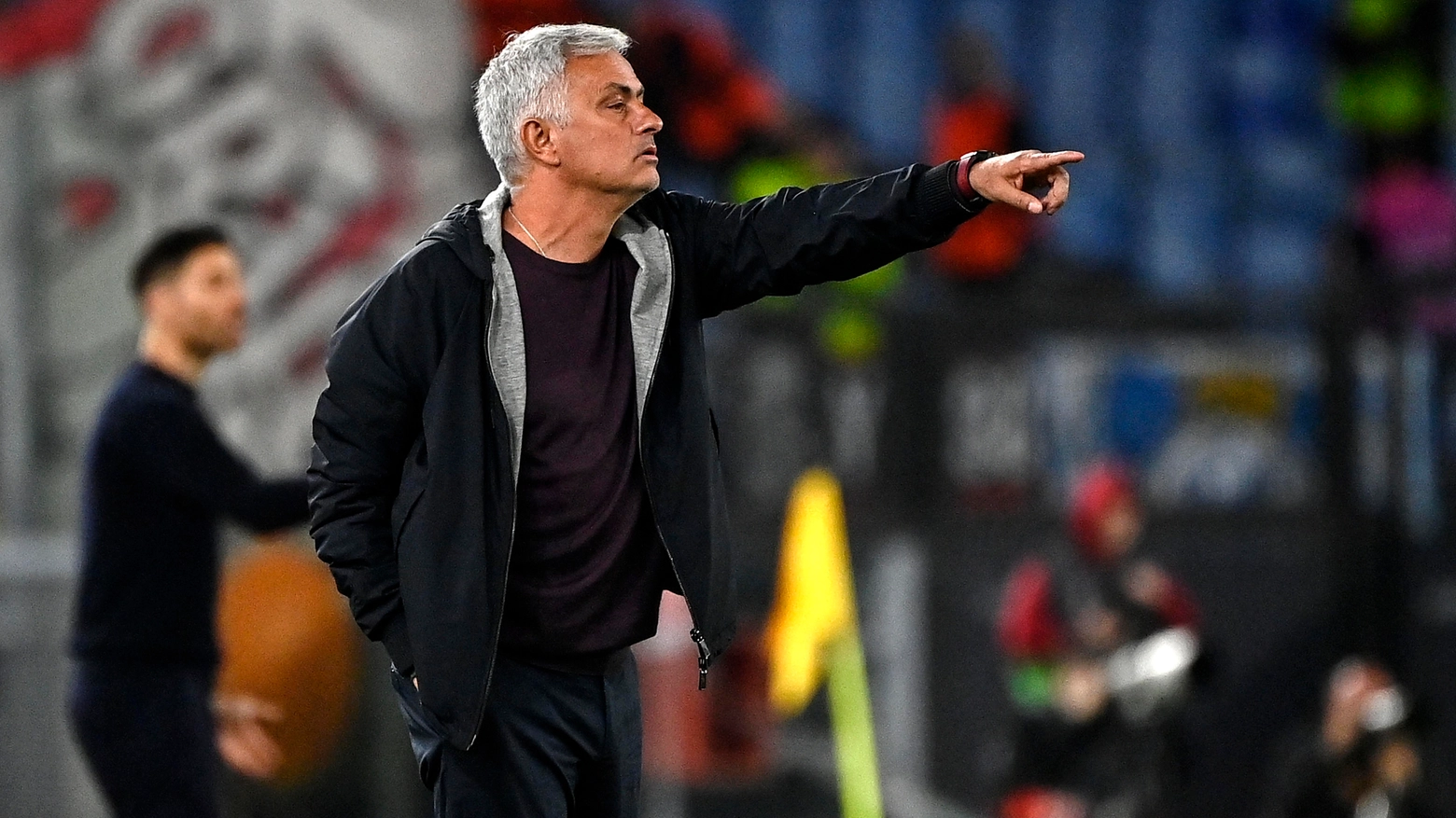Mourinho: "Dybala in campo nella finale di Europa League? Non penso, ma ci spero"