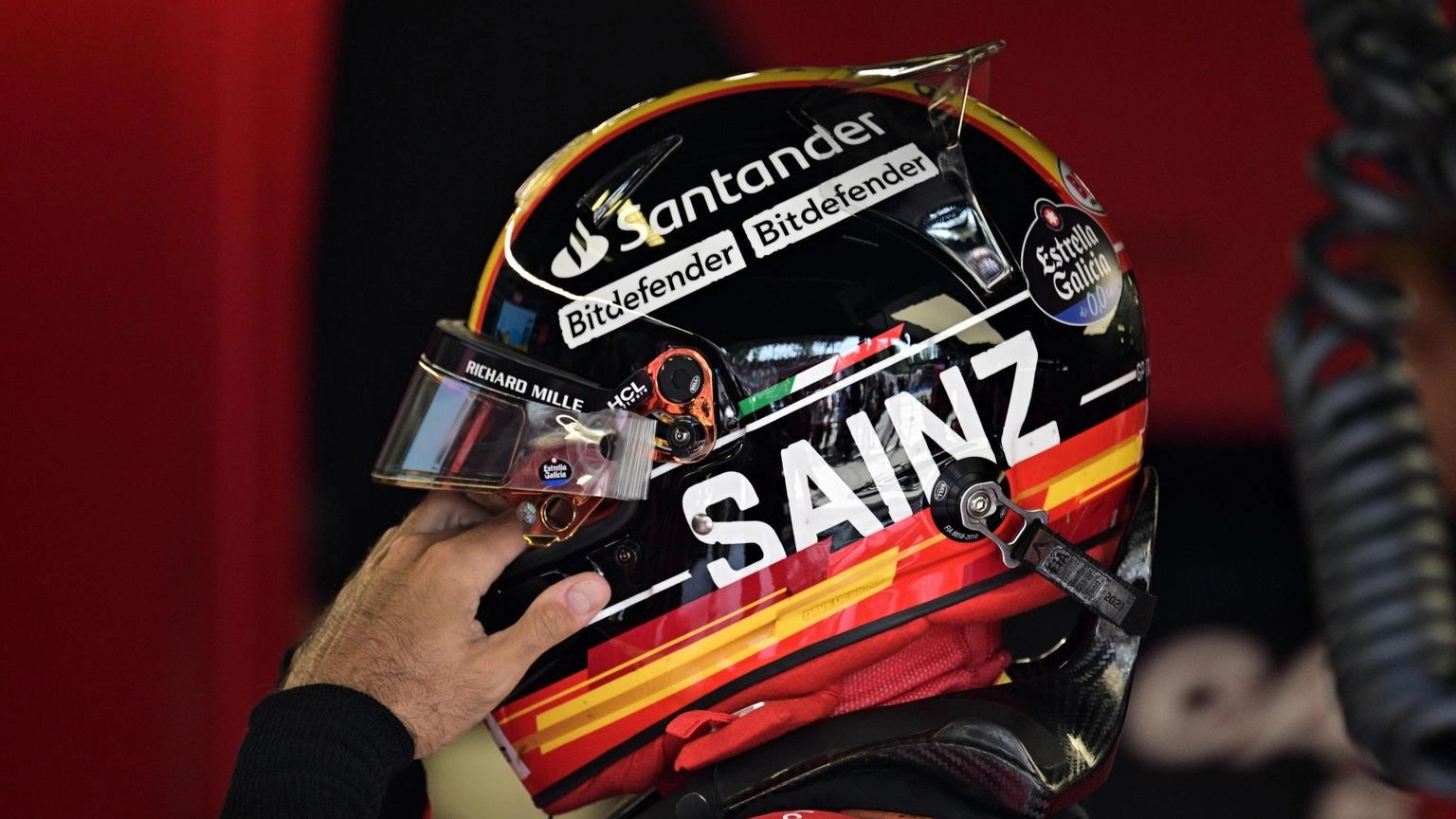 Sainz ringrazia la polizia italiana, F1" (90 characters)"