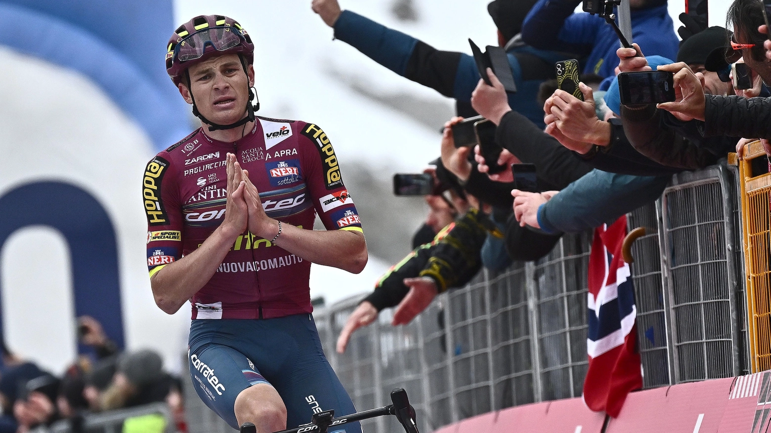 Karel Vacek al Giro d'Italia 2023 (Ansa)