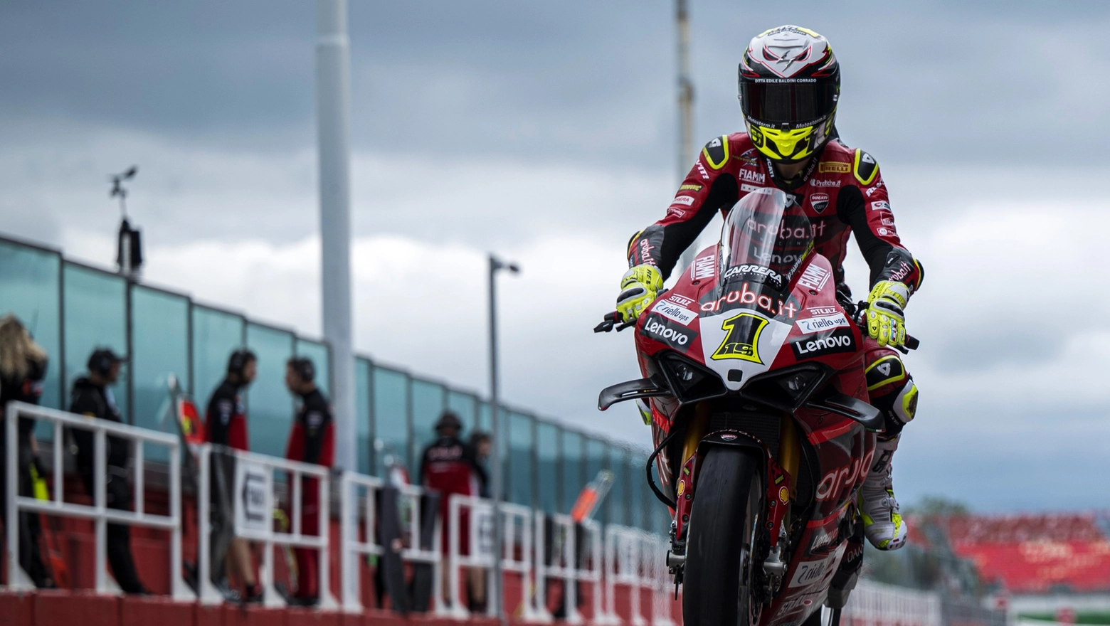 Superbike, la Ducati domina le prove a Misano