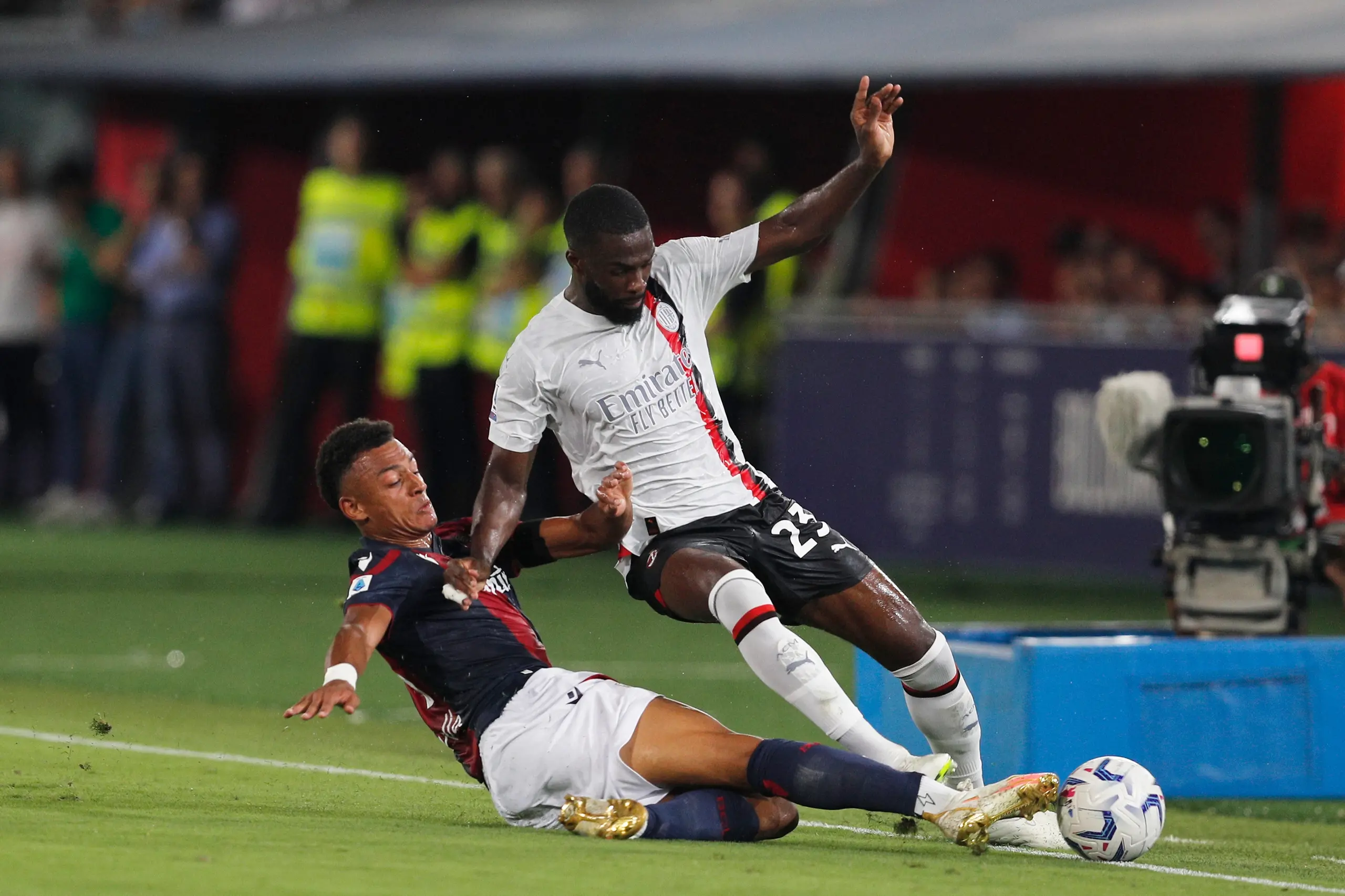 Bologna Milan 0-2, Giroud e Pulisic gelano un Dall’Ara bollente