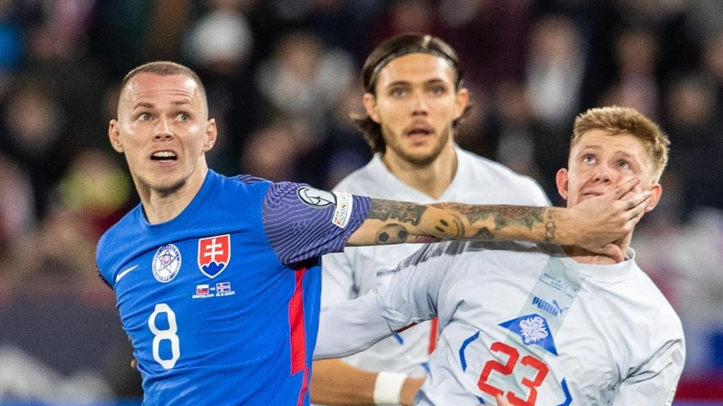 Calcio: 4-2 all'Islanda, Slovacchia qualificata a Euro 2024