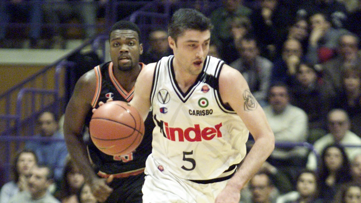 Basket Bologna, 25 anni fa il tiro da quattro di Danilovic