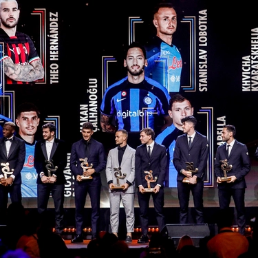 Gran Galà del calcio 2023, domina il Napoli: la top 11 della Serie A. Tutti i premi
