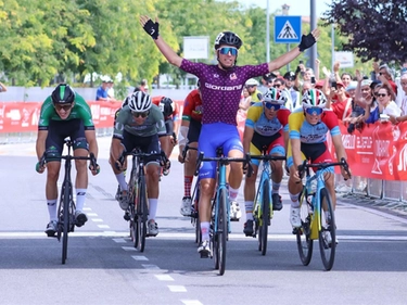 Ciclismo: domenica il Giro delle Valli Aretine chiude la stagione juniores