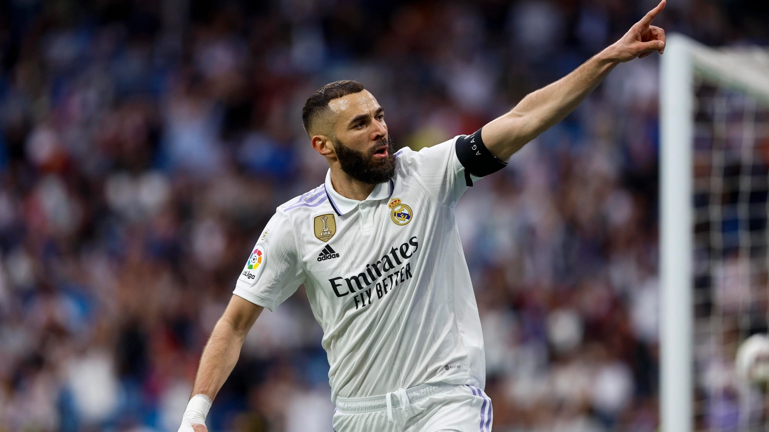 Real Madrid, offerta monstre per Benzema: 200 milioni a stagione dall'Arabia Saudita