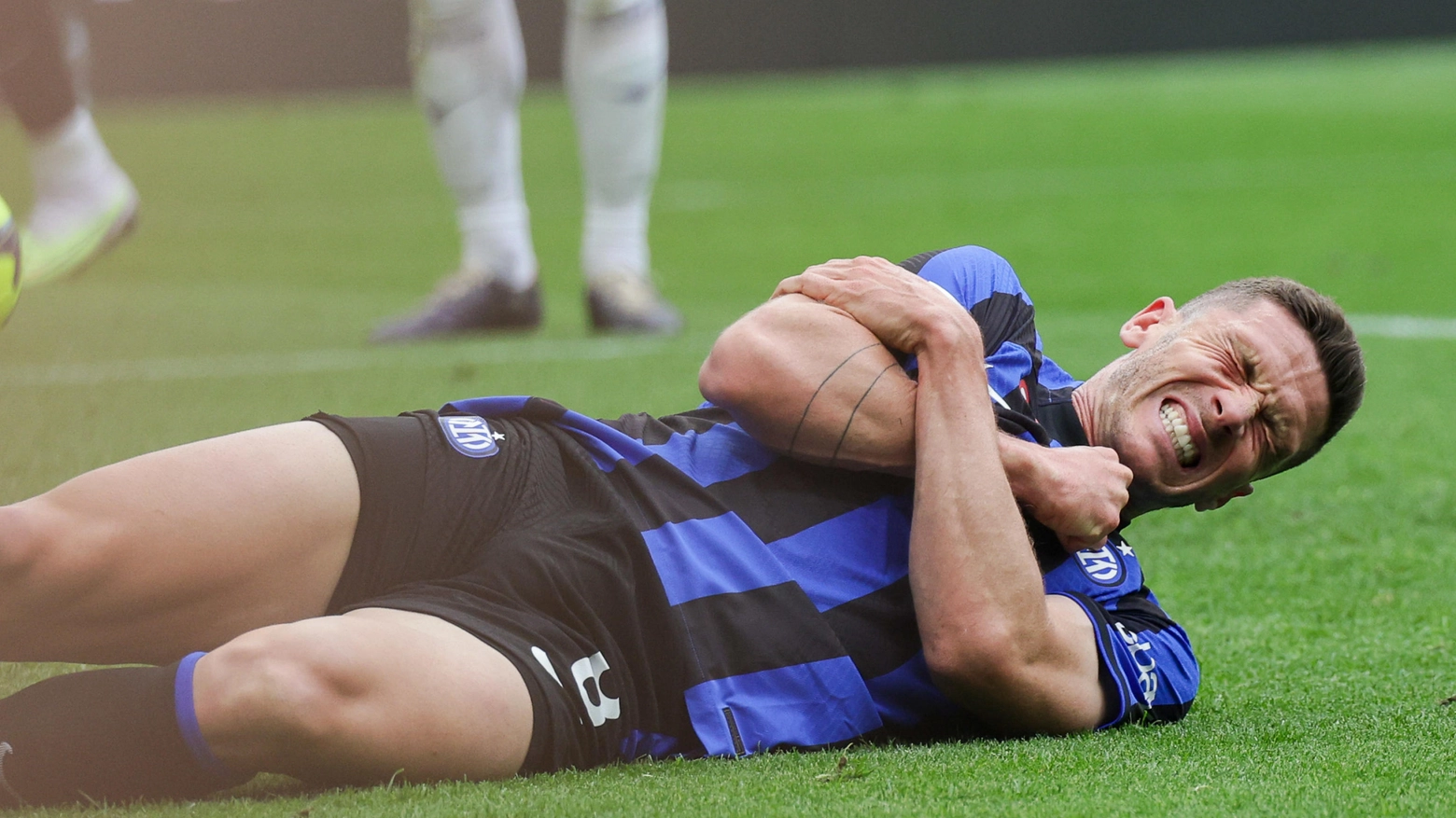 Robin Gosens si era infortunato dopo il gol alla Lazio
