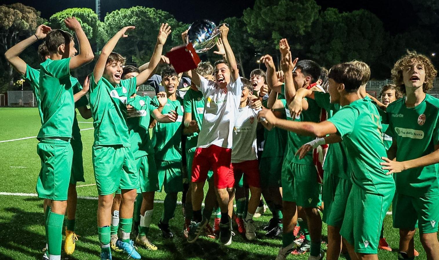 https://sport.quotidiano.net/image-service/view/acePublic/alias/contentid/M2ExMDU5MjYtNDA2ZC00/0/successi-di-maceratese-e-della-recanatese.jpeg