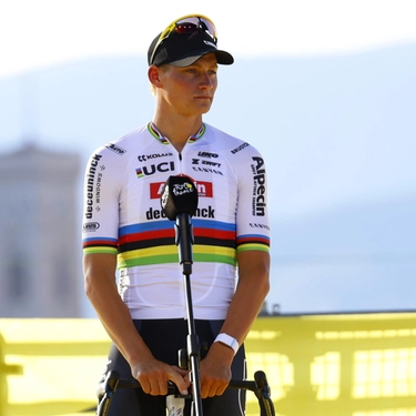 Olimpiadi Parigi 2024, Van Der Poel sulla prova in linea di ciclismo: "Io favorito? Non mi dispiace"