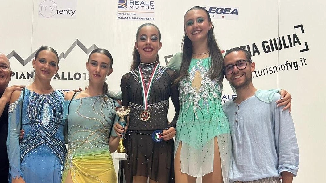 Alice Squarzola vince il titolo di campionessa italiana FISR di pattinaggio artistico Solo Dance ai Campionati Italiani a Piancavallo. Ottimi risultati anche per le altre atlete della squadra di Bondeno.