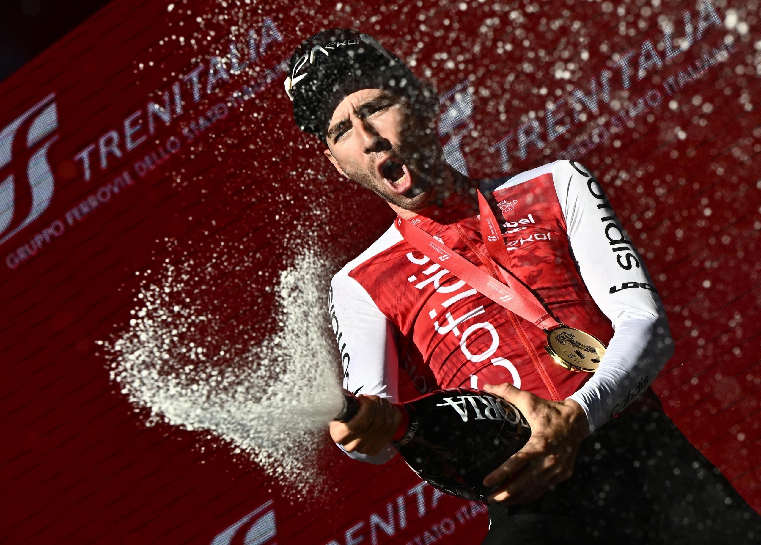 Le pagelle della tappa 5 del Giro d’Italia: Thomas da 10, grande Pietrobon. Male i team dei velocisti