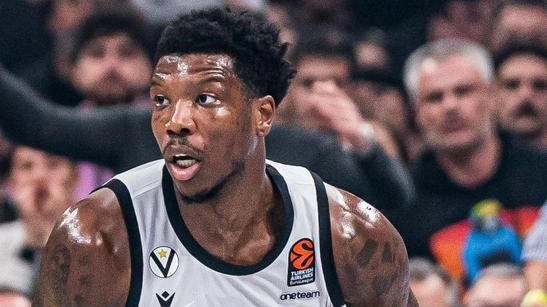 La Virtus Bologna si prepara per la nuova stagione di Eurolega senza ritiro estivo, a causa della necessità di completare la riabilitazione di due giocatori. Gli impegni precampionato includono partite a Cagliari e Brescia, con l'attesa Supercoppa contro Napoli il 21 settembre.