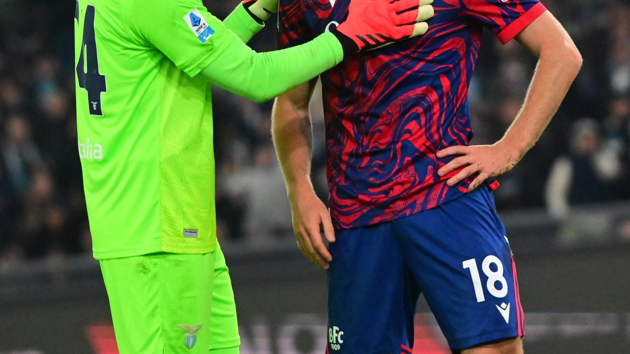 The midfielder gets sent off in the 35th minute for a naive double yellow: Beukema and his teammates resist until the 68th minute. Gigot, Zaccagni and Dele-Bashiru interrupt Italiano's positive streak. Wednesday there is Lille in the Champions League.