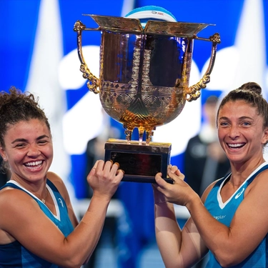 Sara Errani e Jasmine Paolini trionfano a Pechino e si qualificano alle WTA Finals