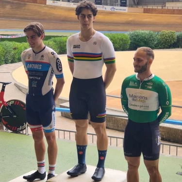 Ciclismo Bella doppietta di Fabio Del Medico. Il diciottenne iridato domina la pista in Francia