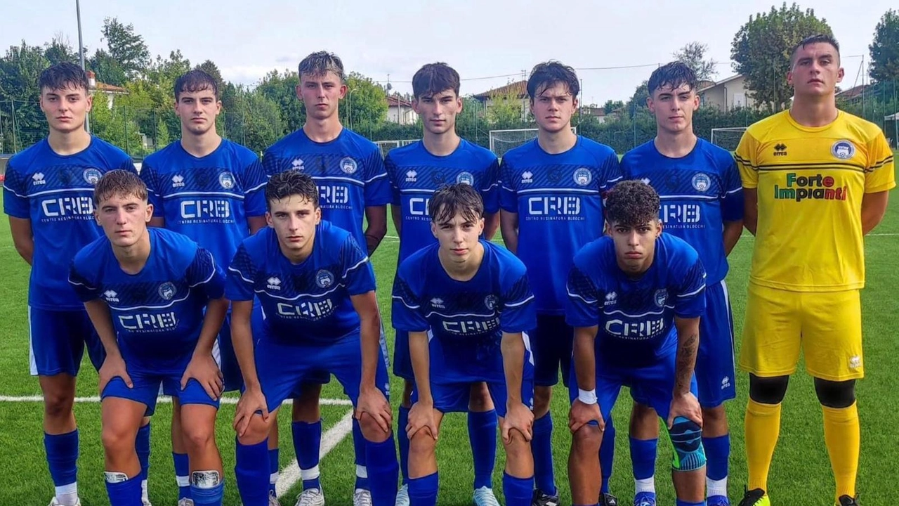 Il Forte dei Marmi 2015 impegnato nel campionato Juniores Regionale Elite. Nell’ultimo turno di campionato non è andato oltre lo 0-0 contro l’Affrico