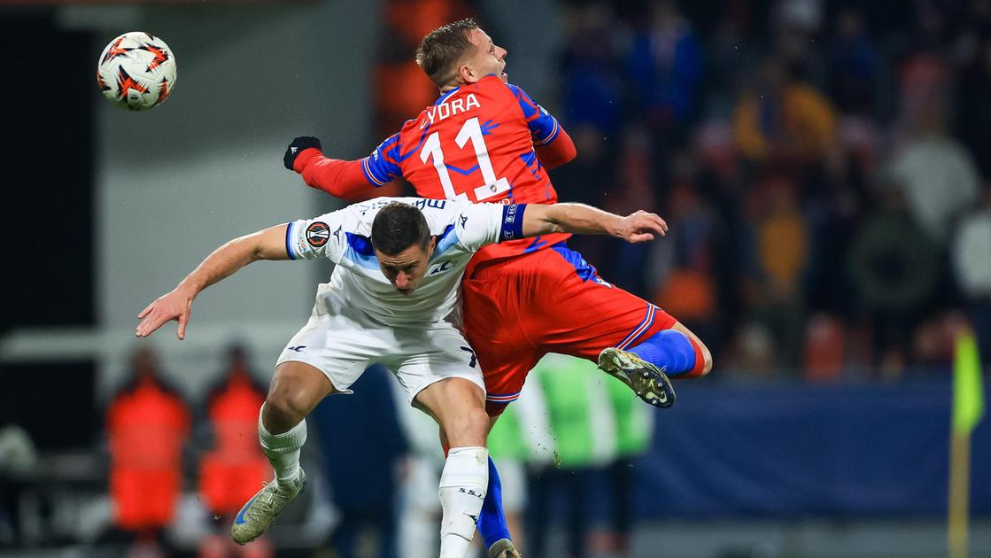 Viktoria Plzen Lazio 1 2: follia biancoceleste, Isaksen la vince con la squadra in nove