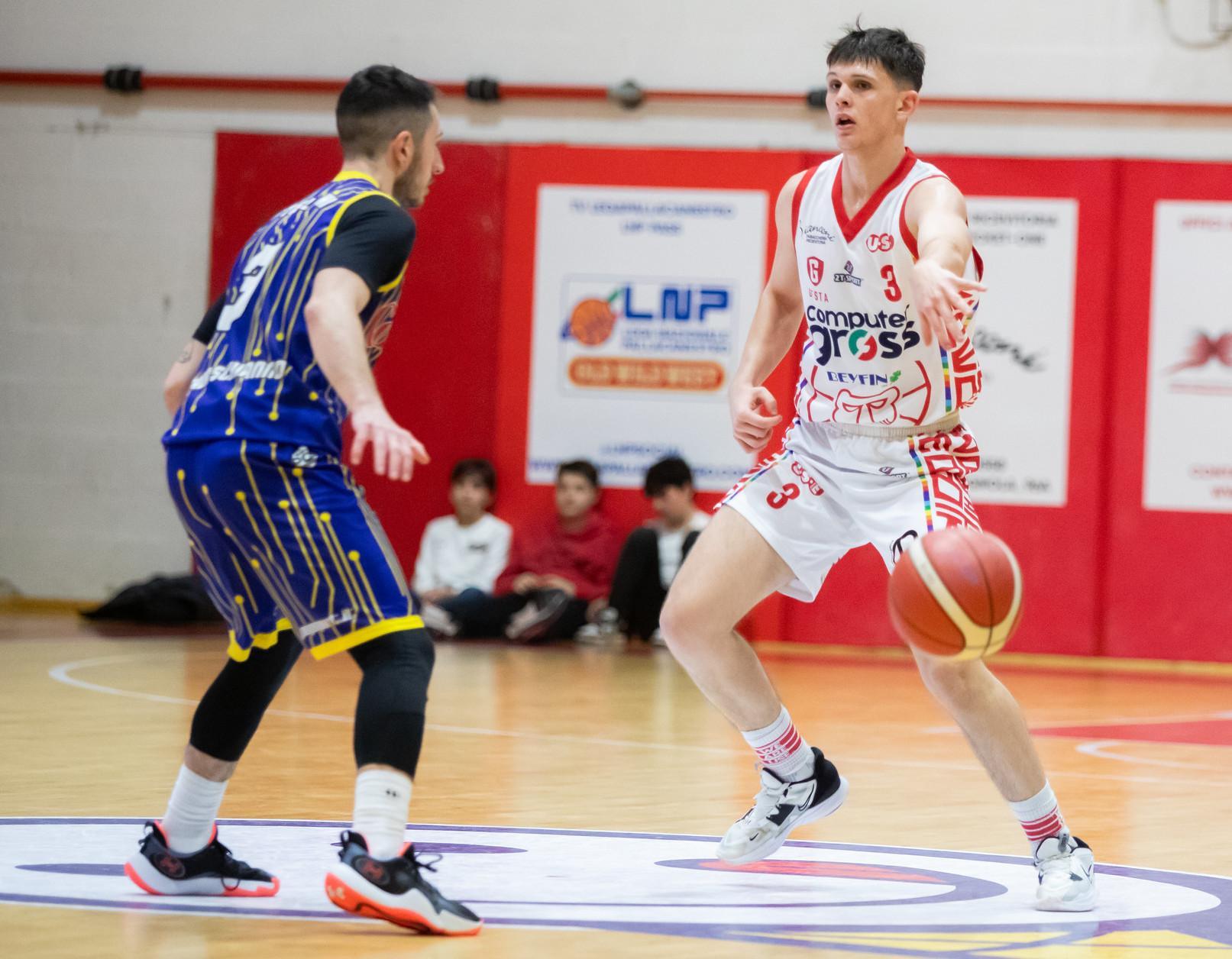 Basket Serie B Interregionale. Use Computer Gross Nella ’tana’ Di Pavia ...