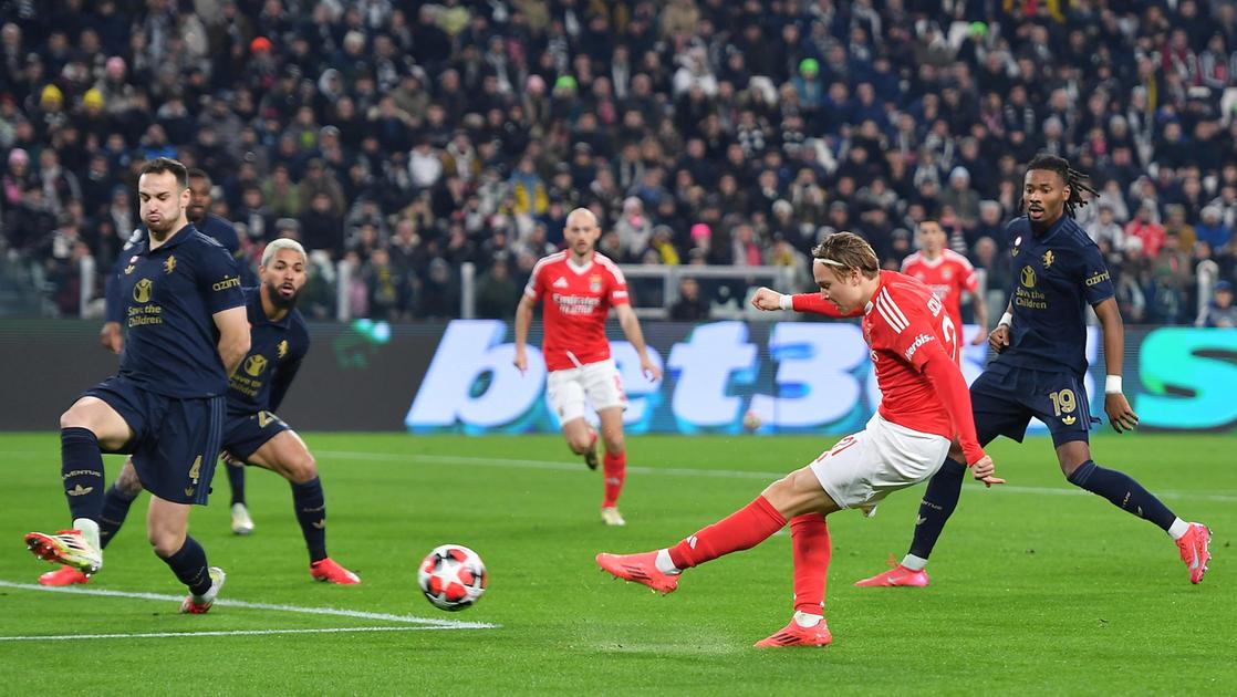 Juventus Benfica 0 2, i portoghesi espugnano l