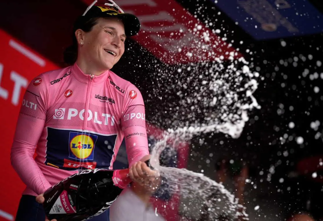 Giro d'Italia femminile 2024, vince Longo Borghini