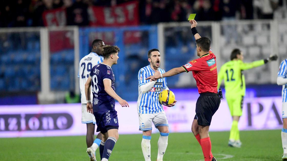 https://sport.quotidiano.net/image-service/view/acePublic/alias/contentid/MGE1MTY3MmYtOTZiMy00/0/spal-un-salvagente-puo-arrivare-da-lucca-i-rossoneri-rischiano-una-penalizzazione.jpeg?f=16:9&w=1200&h=630