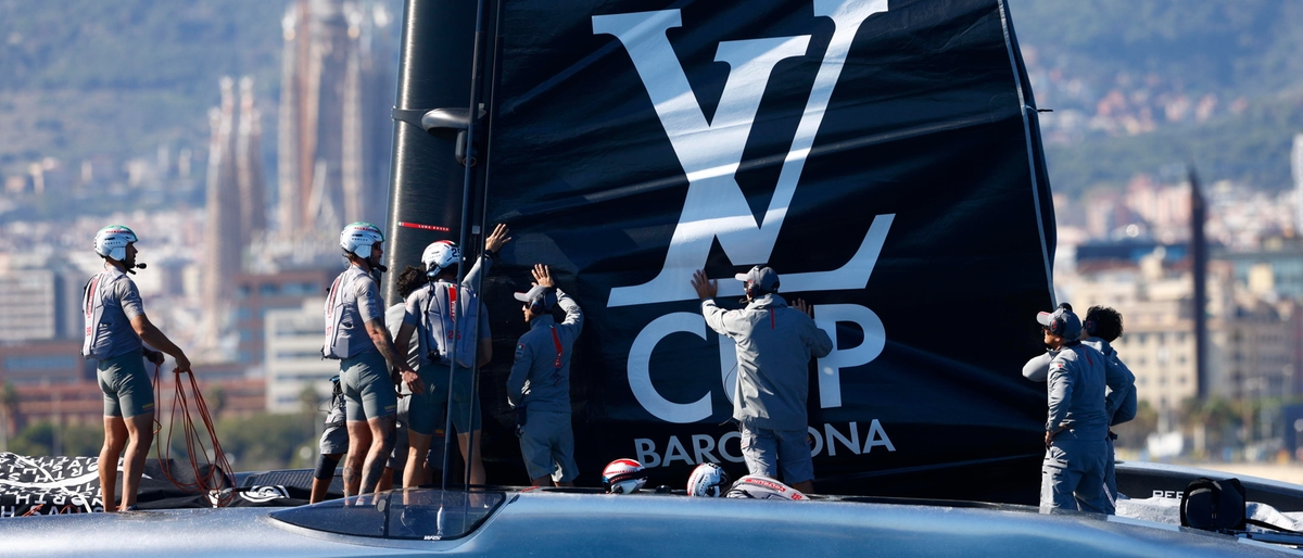 Louis Vuitton Cup oggi, Luna Rossa squalificata: si rompe un pezzo della randa, 2-1 per Ineos