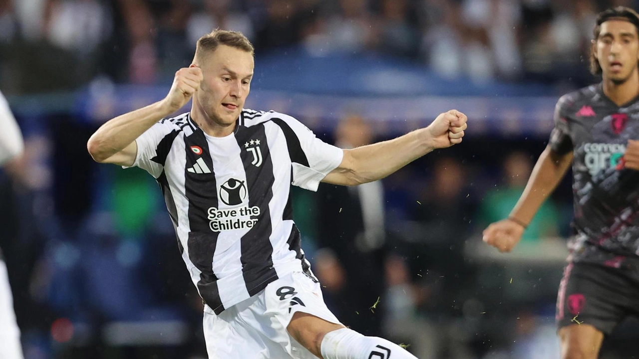 Teun Koopmeiners in azione: ieri per la prima volta titolare nella Juventus