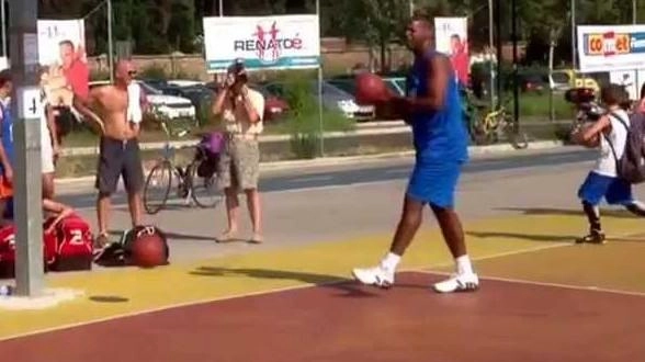 "Renatoé", in campo gli amatori  "Basket giovane" ricorda Scrocco